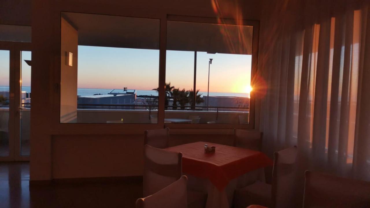 Hotel Croce Del Sud Rimini Extérieur photo