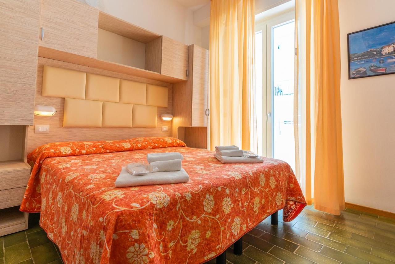 Hotel Croce Del Sud Rimini Extérieur photo