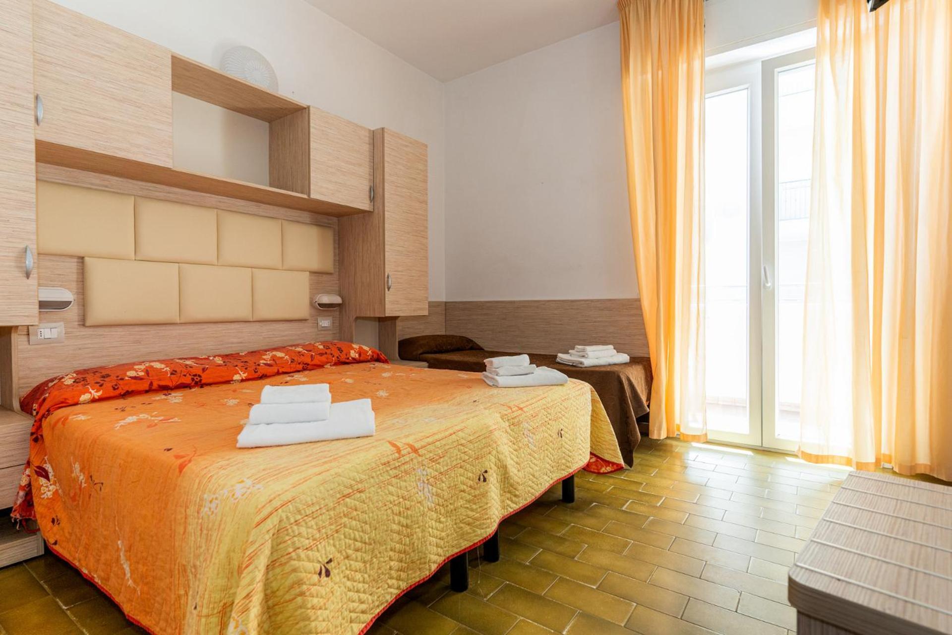 Hotel Croce Del Sud Rimini Extérieur photo